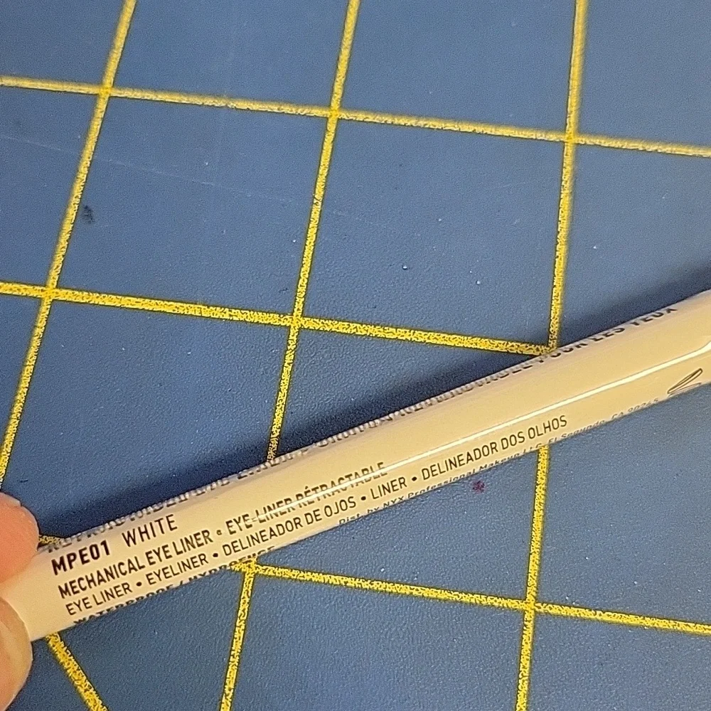 NYX smooth application